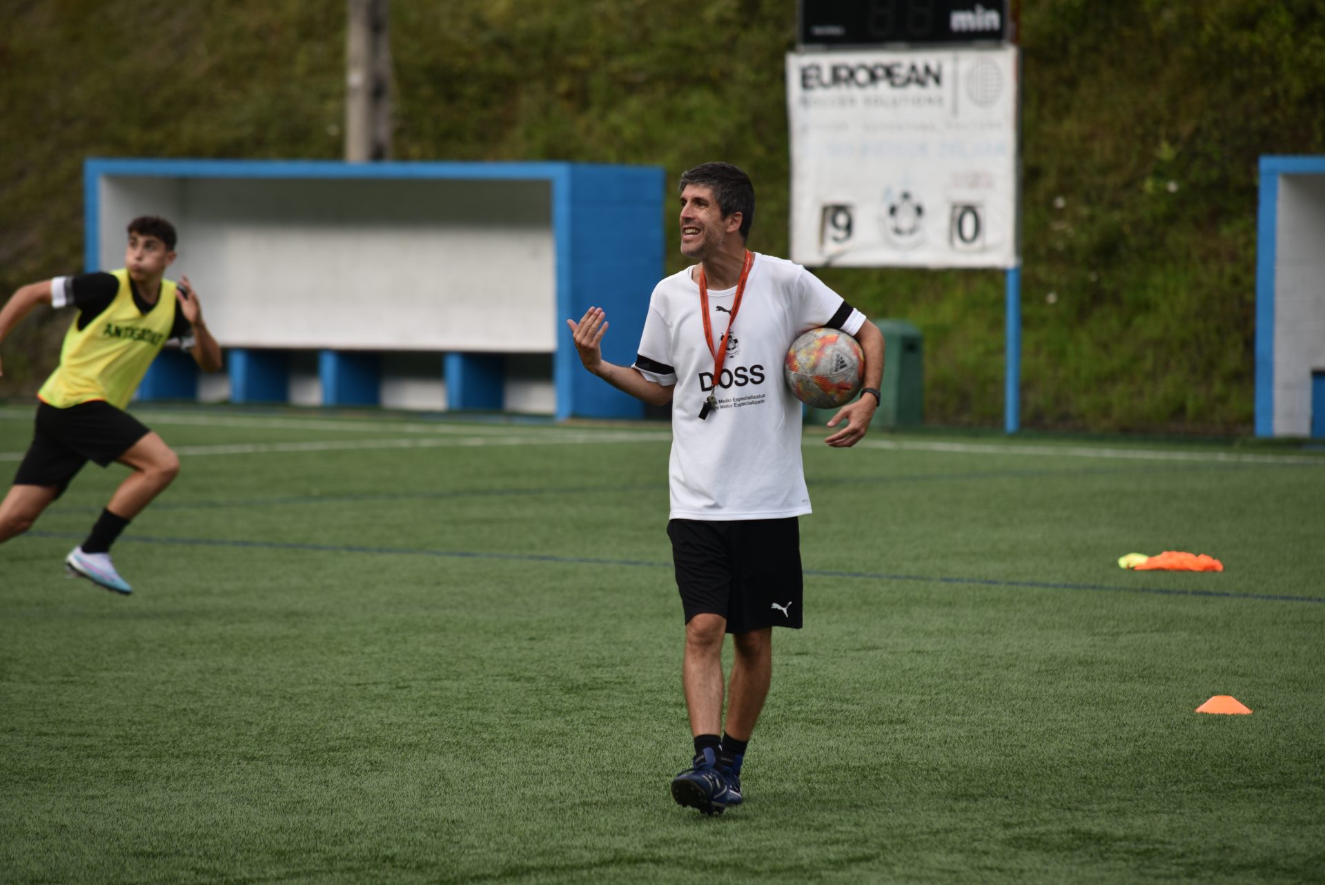 IÑIGO MENDIARI ELKARRIZKETA – GAZTEEN OHOREZKO MAILAKO ENTRENATZAILEA