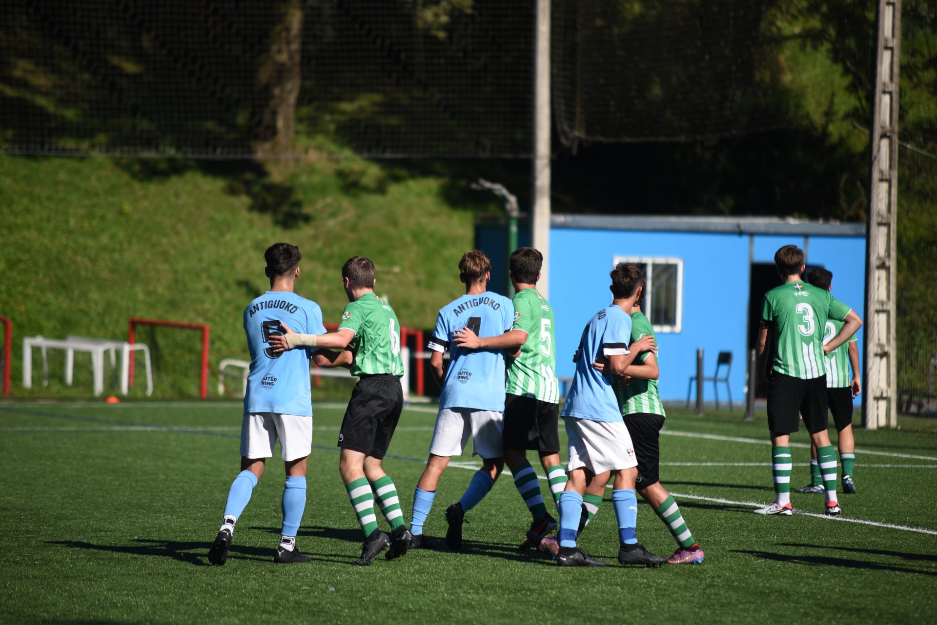 LABURPENA GIZONEZKOEN ESTR. JARDUNALDIA 30 – 01 / 10